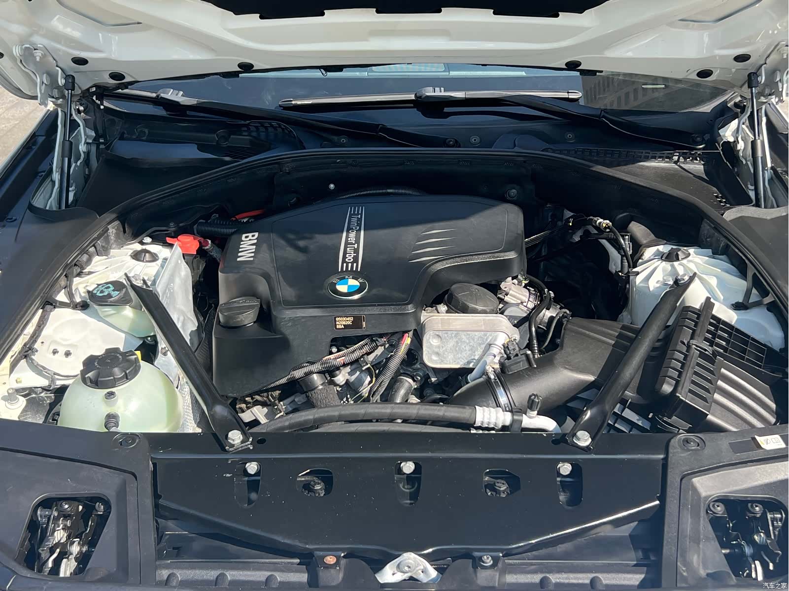BMW 5 Series, 2014 8