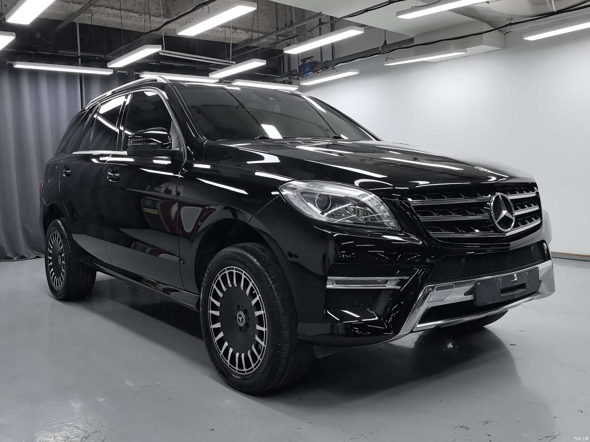 Mercedes-Benz M-Class, 2015 3