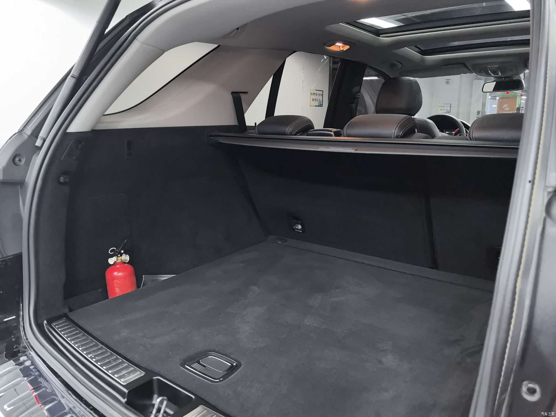 Mercedes-Benz M-Class, 2015 15