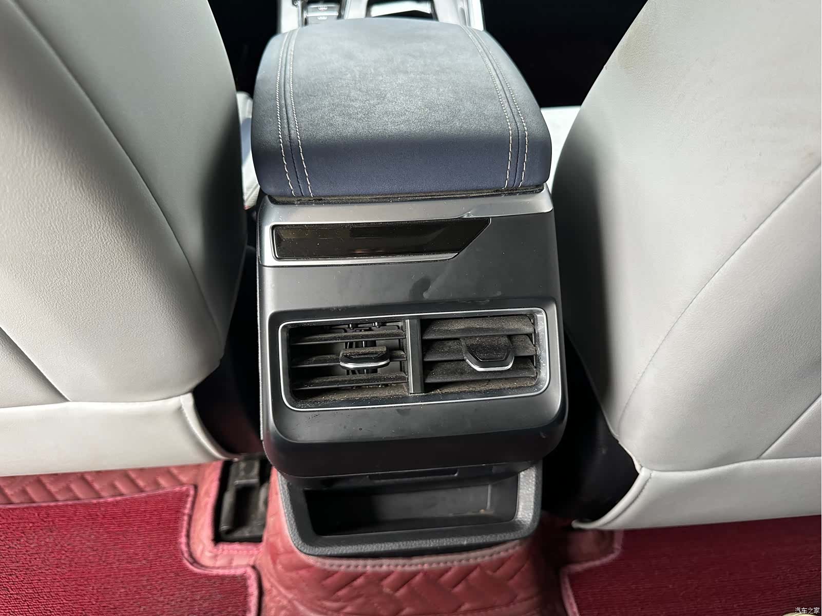 Geely Preface, 2022 11