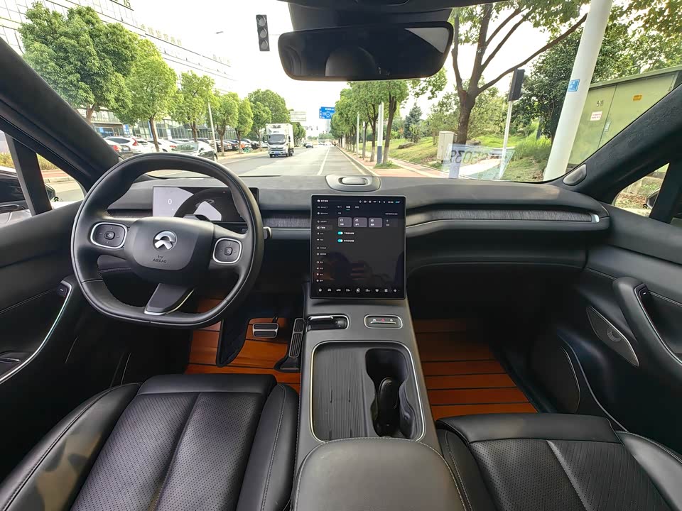 NIO EC7 NIO EC7