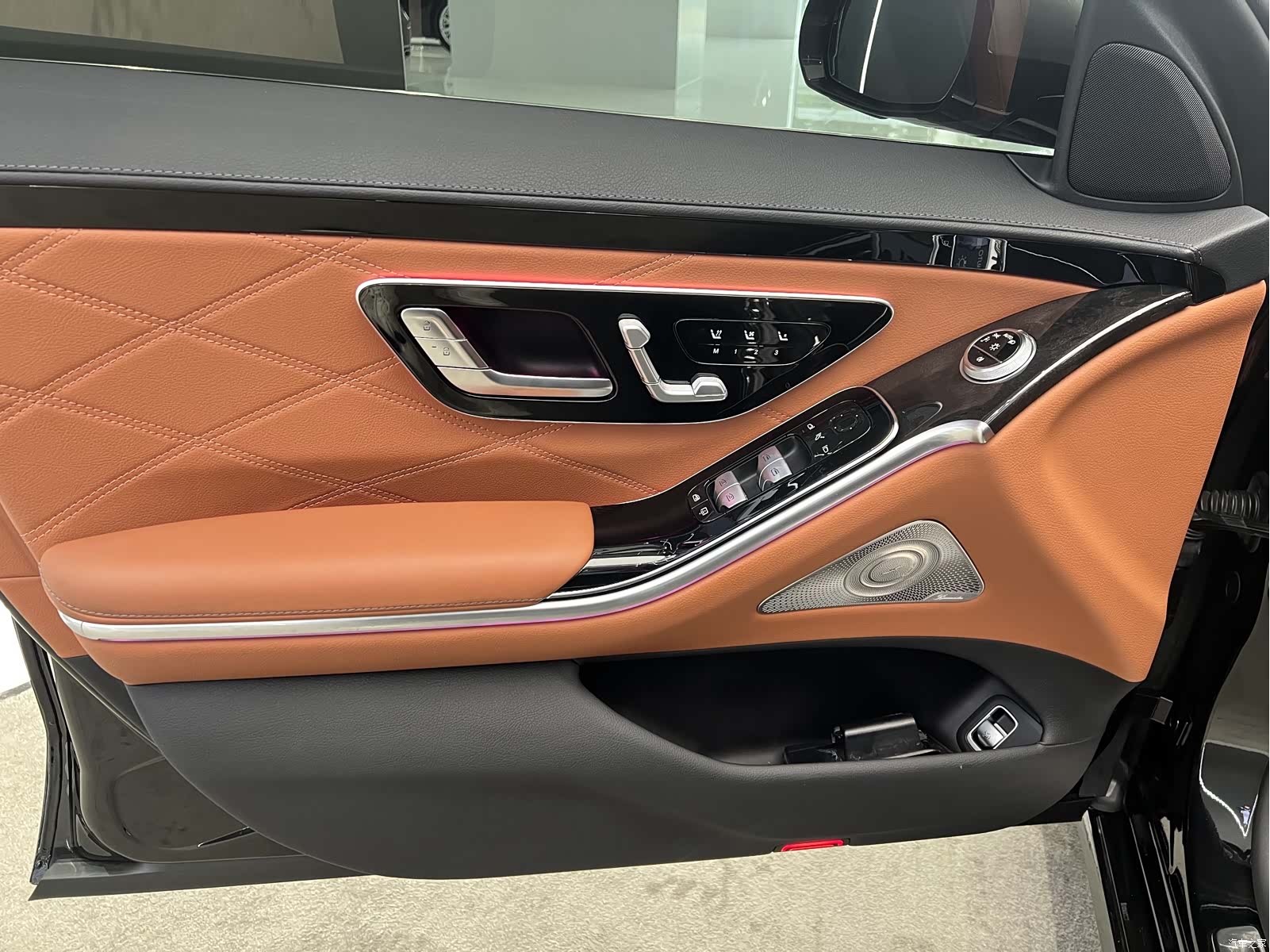 Maybach S-Class, 2022 8