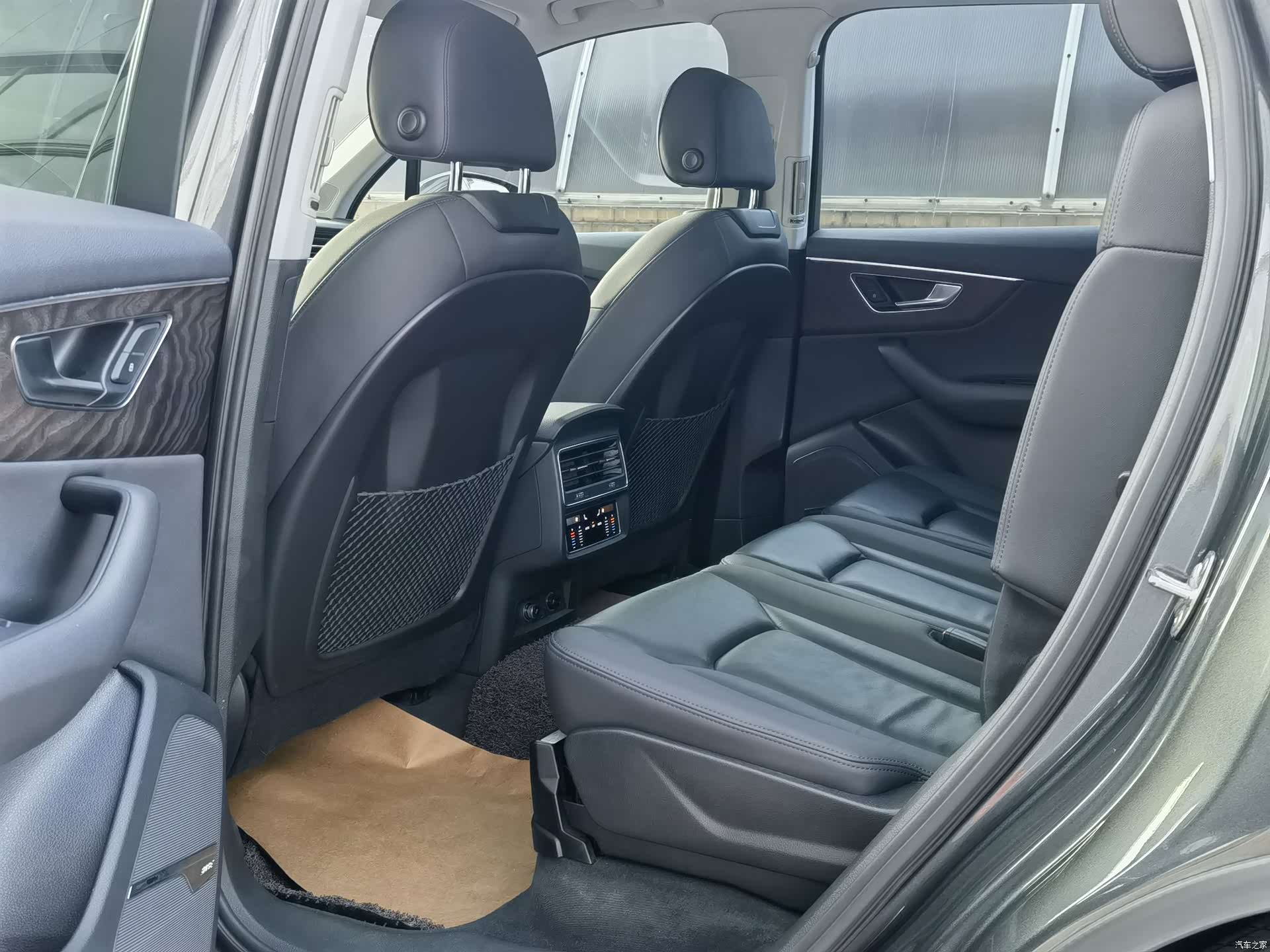 Audi Q7, 2020 9