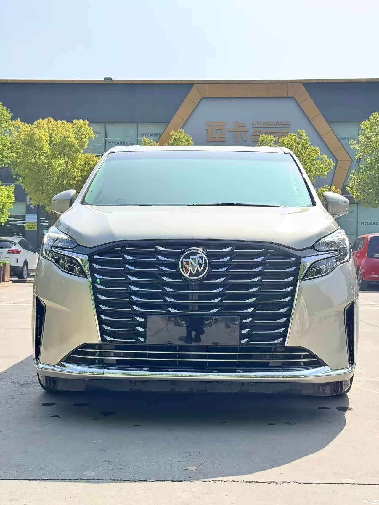 Buick GL8, 2022 2