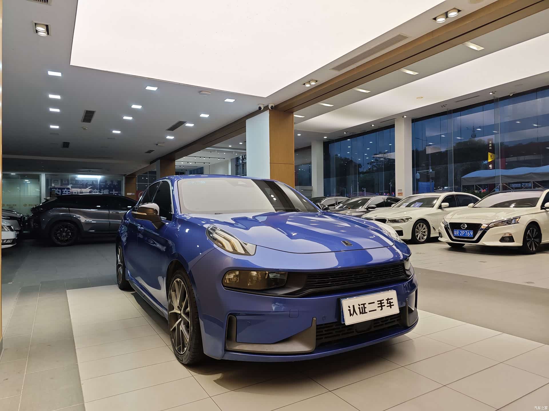 Lynk & Co 01, 2020 все фото