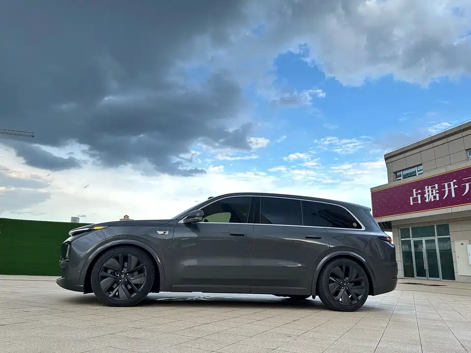 Li Auto Ideal L9