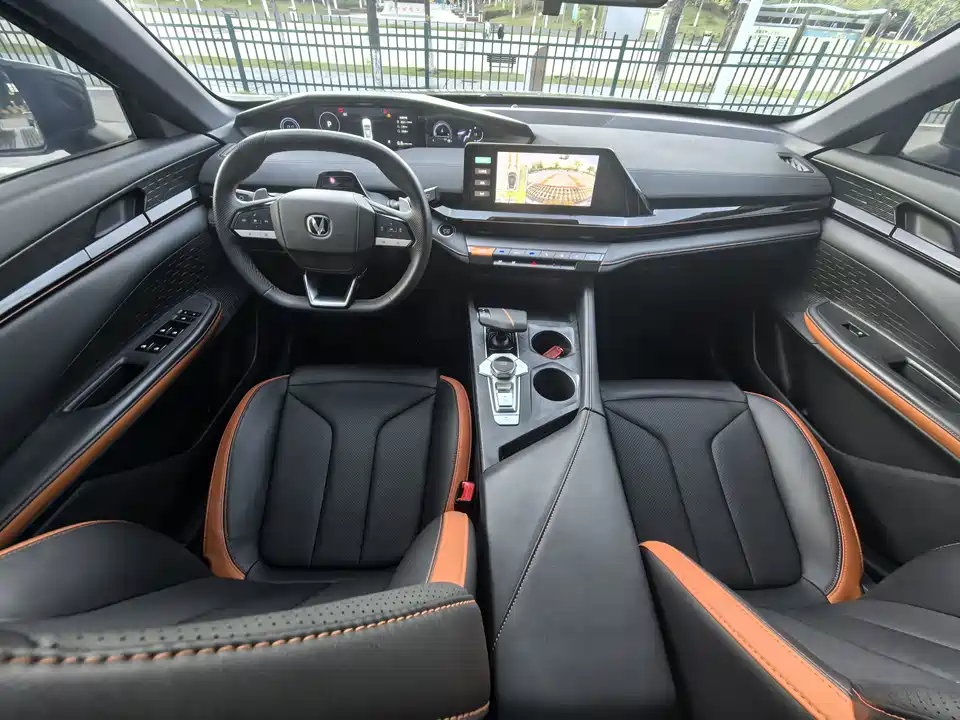 Changan UNI-V