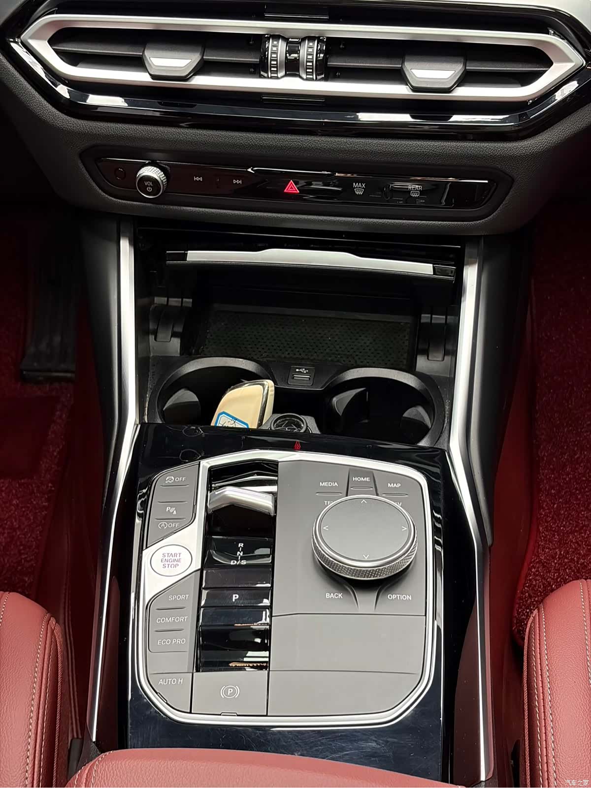 BMW 3 Series, 2023 21