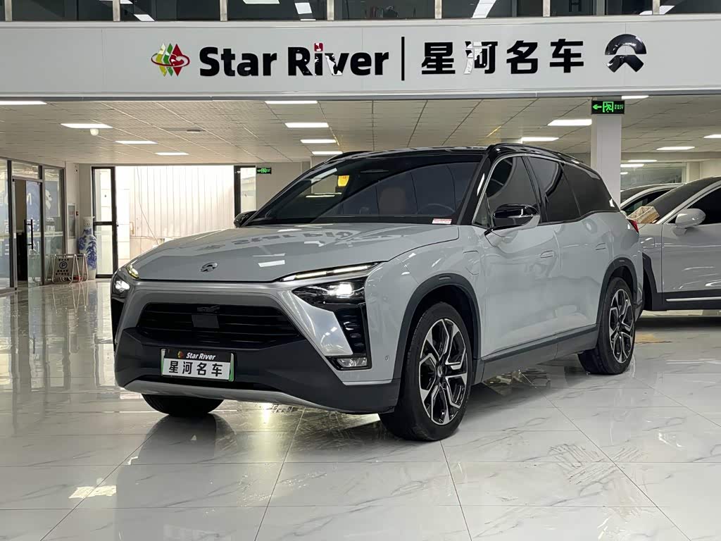 NIO ES8