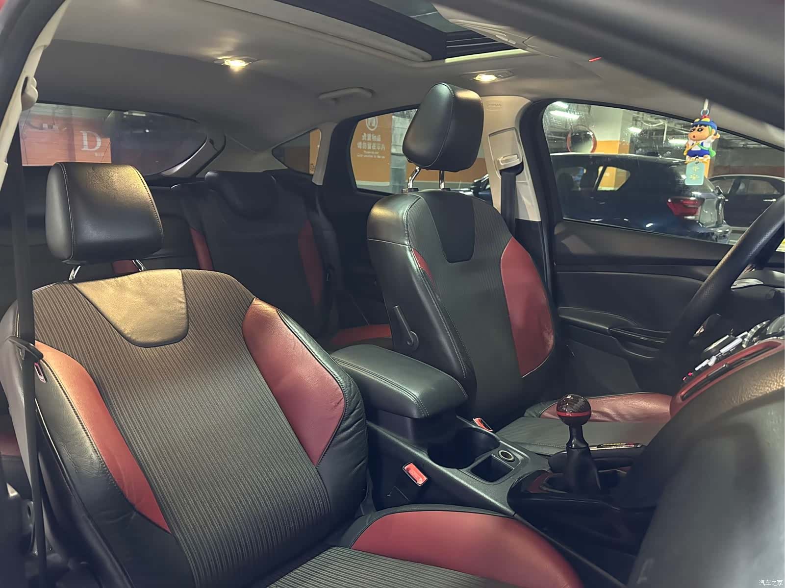 Ford Focus, 2012 9