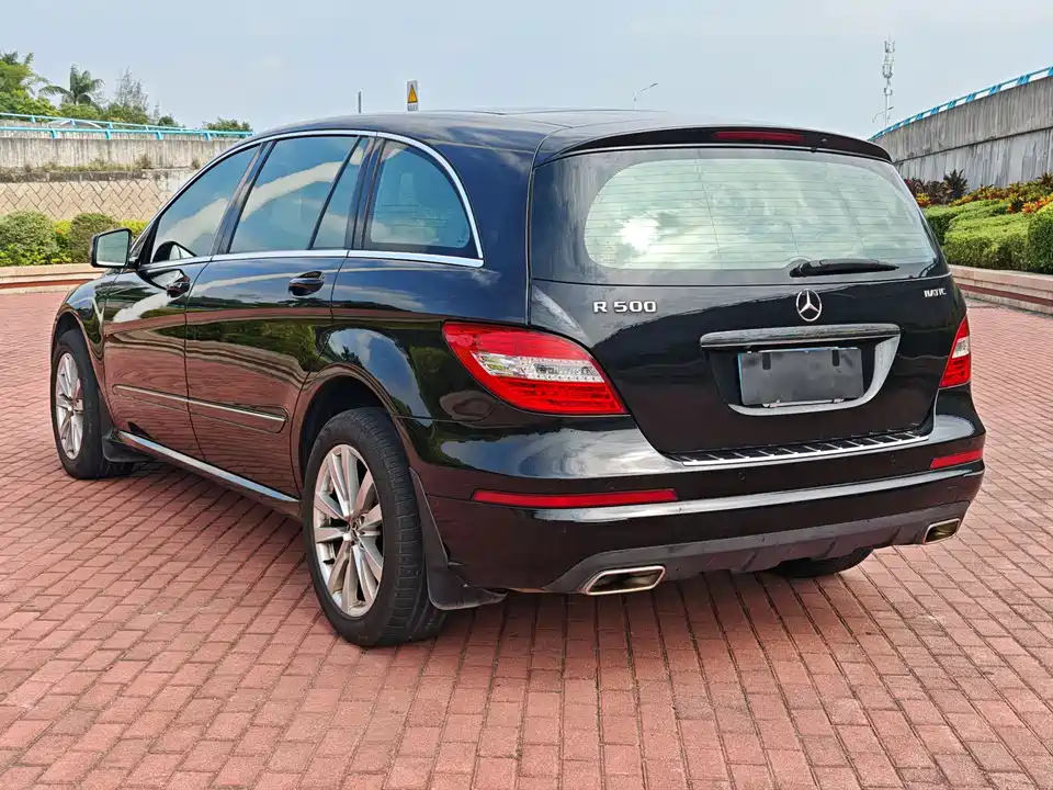 Mercedes-Benz R-class