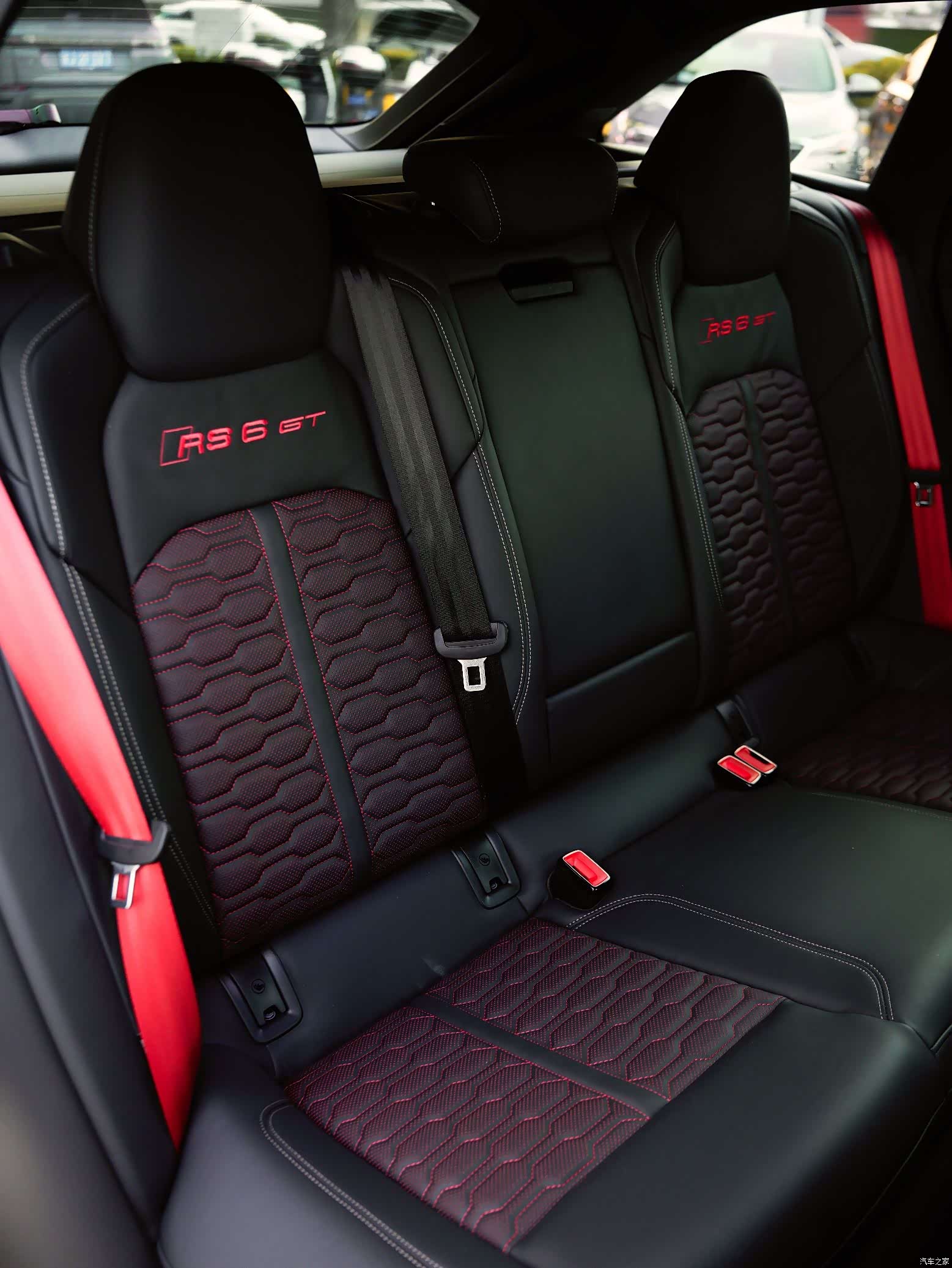 Audi RS, 2025 10