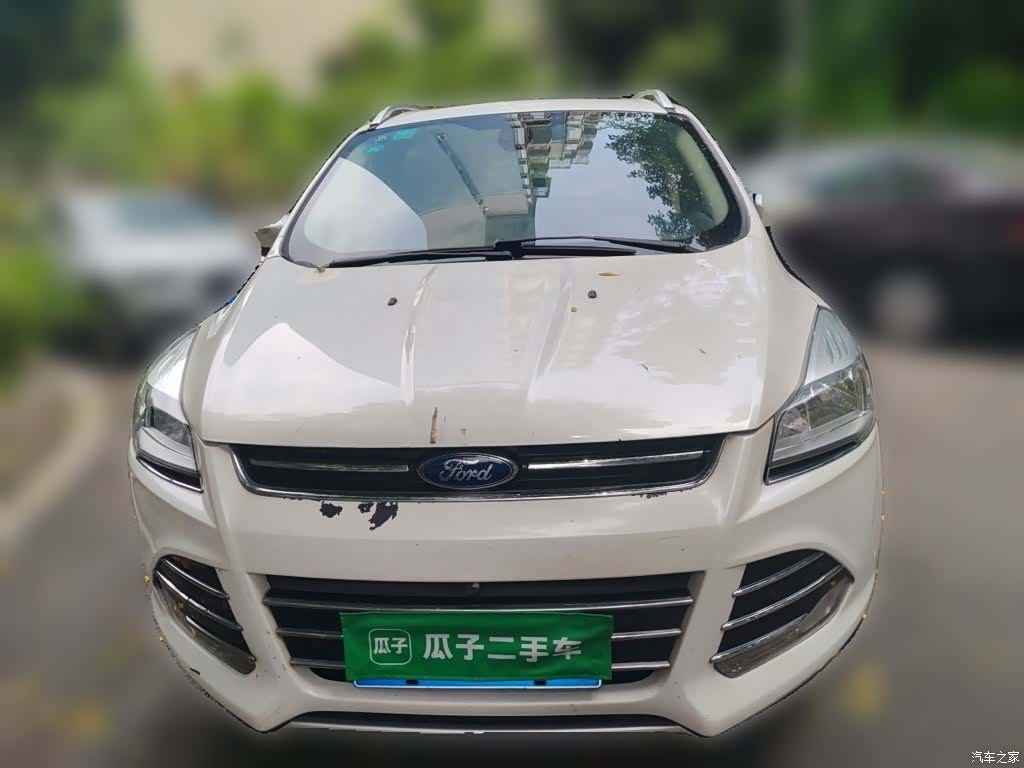 Ford Kuga, 2015 3