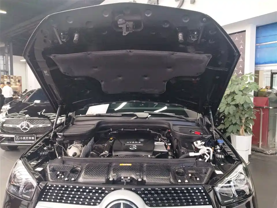 Mercedes-Benz GLE Mercedes-Benz GLE