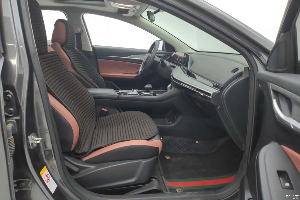 Changan Eado, 2023 8