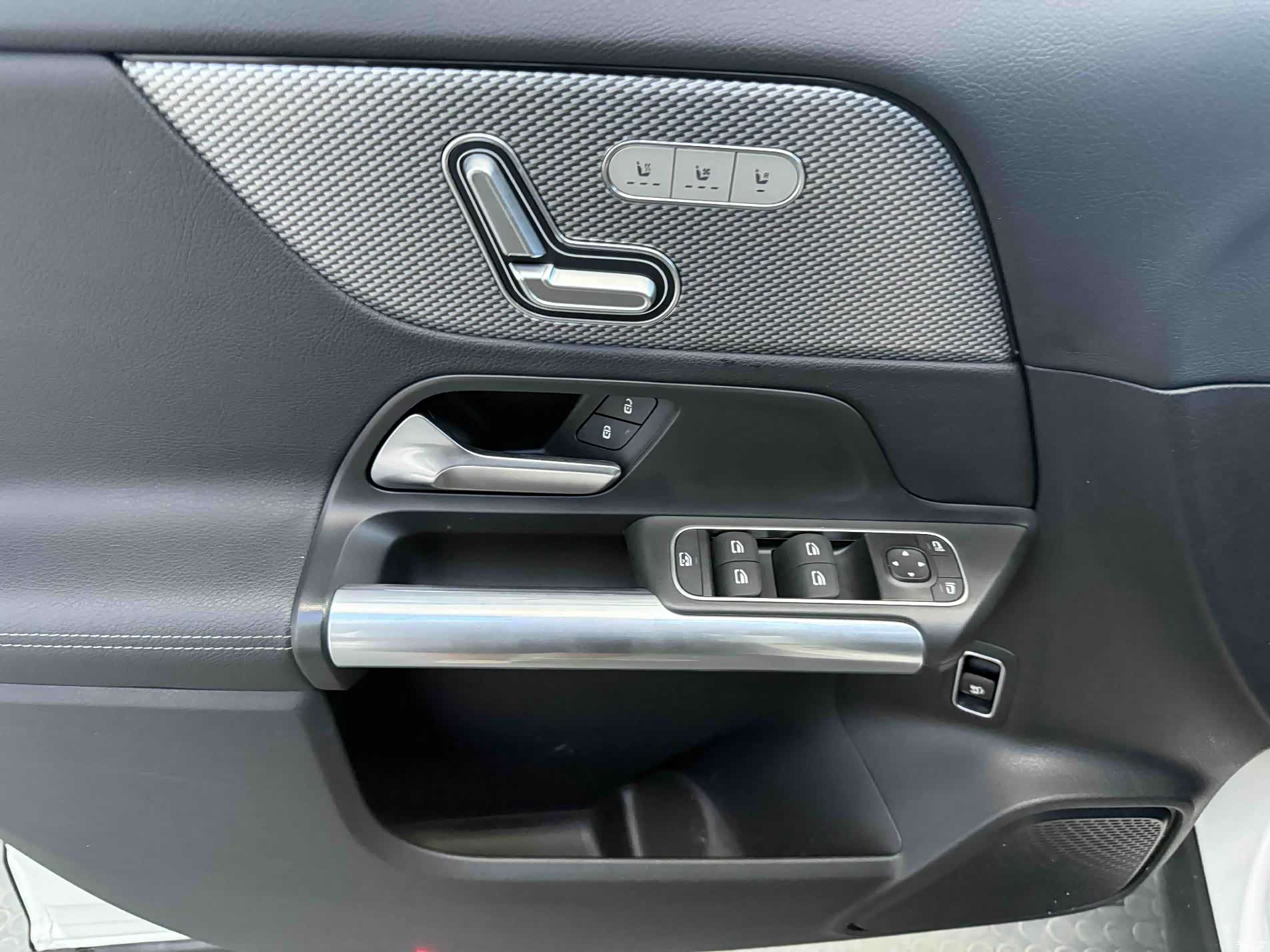 Mercedes-Benz GLA, 2020 11