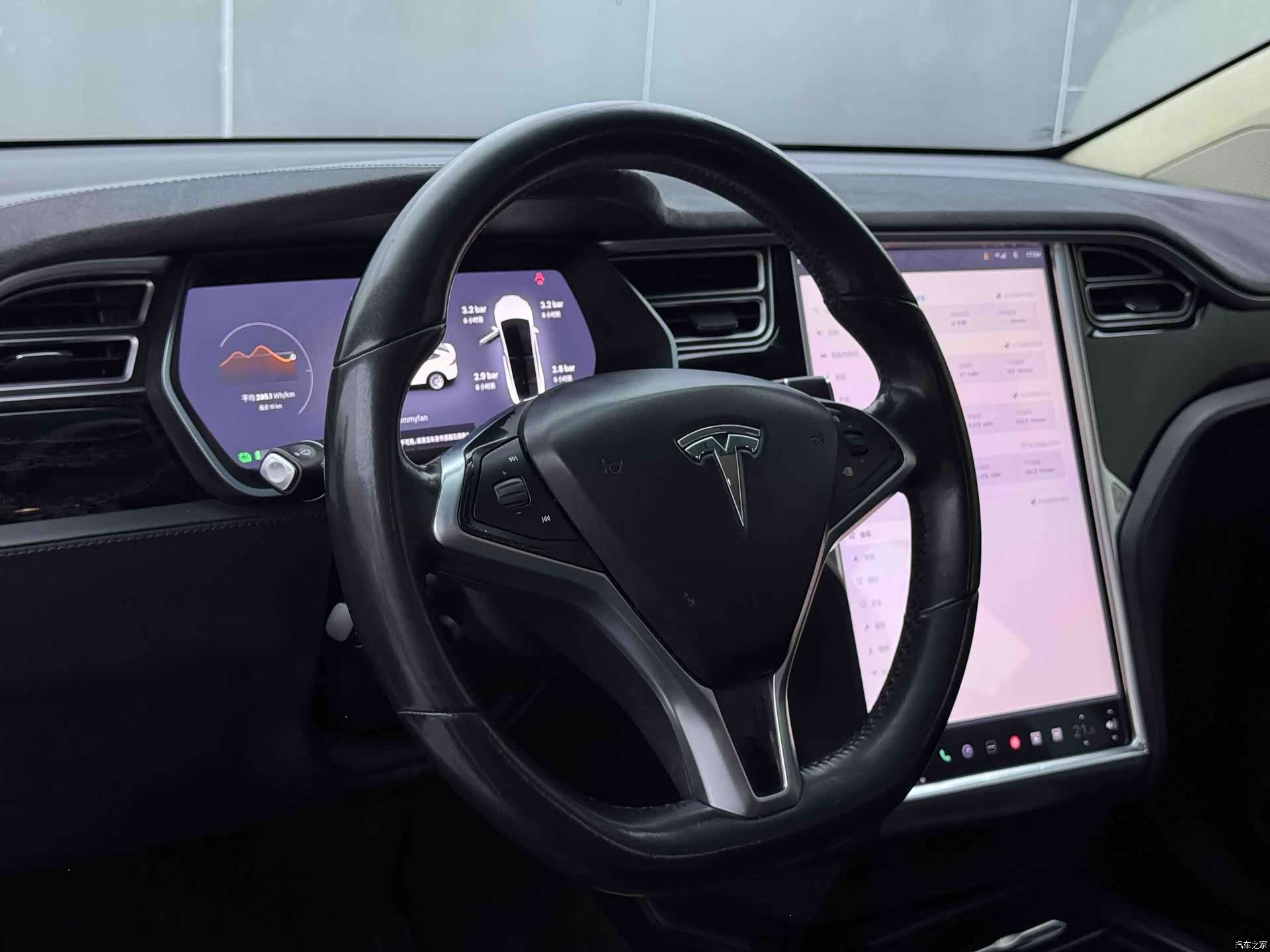 Tesla Model X, 2016 12