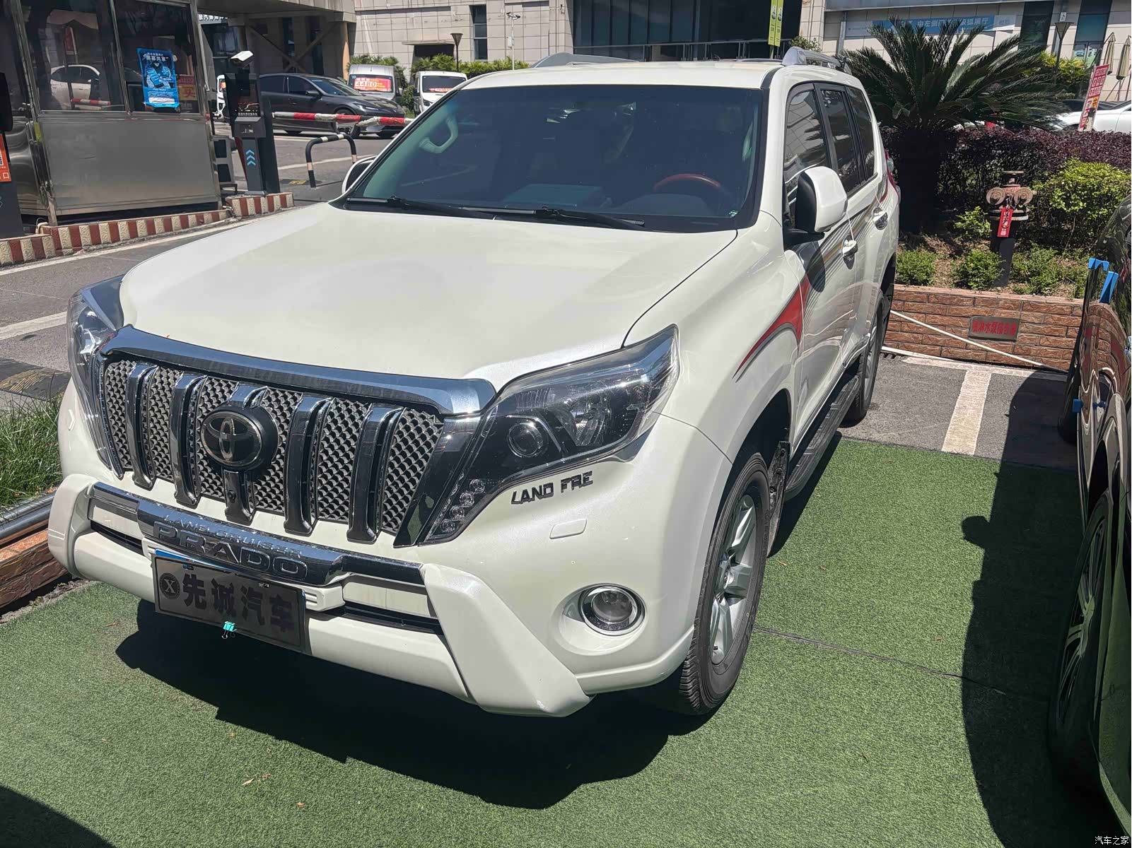 Toyota Prado, 2016 1