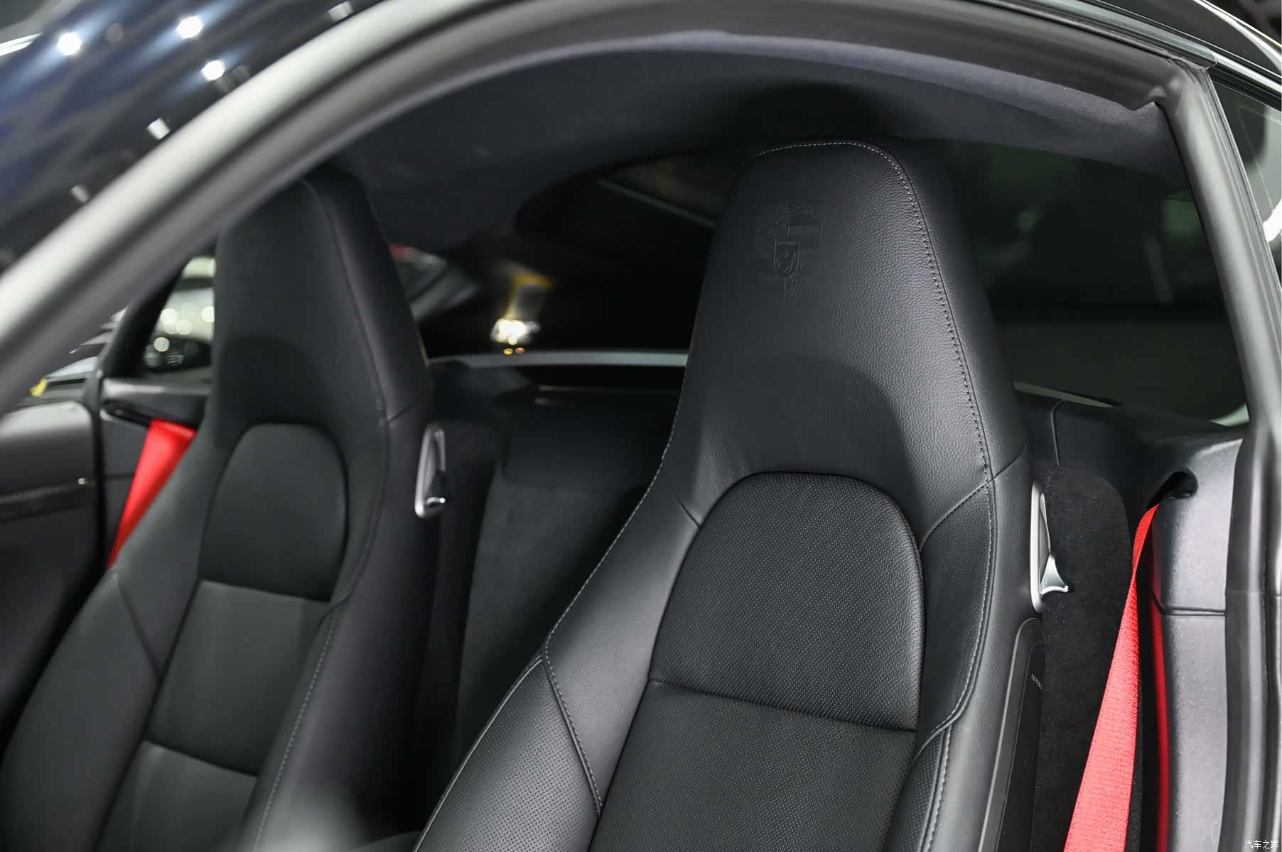 Porsche Cayman, 2019 9