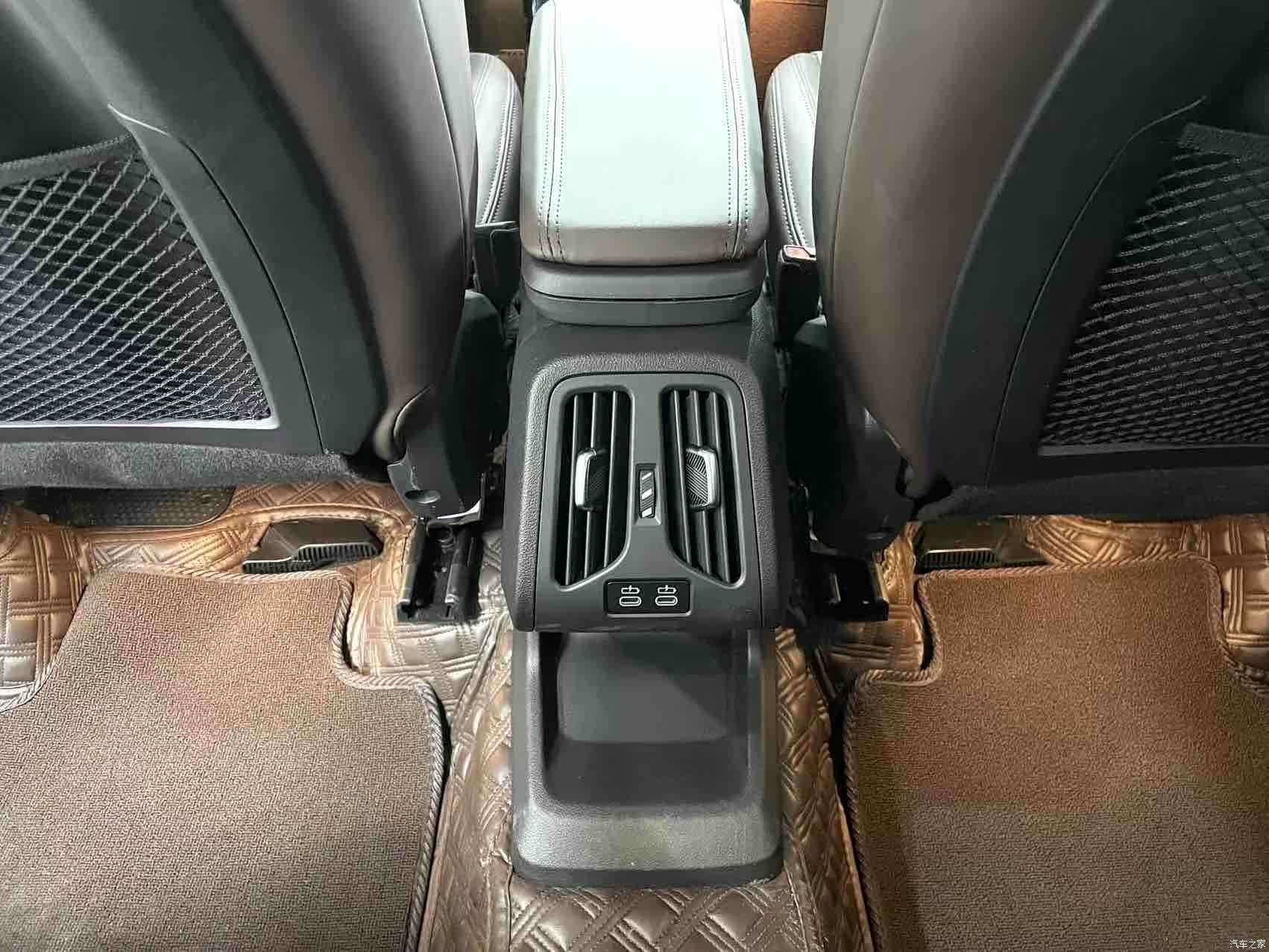 BMW X1, 2024 15