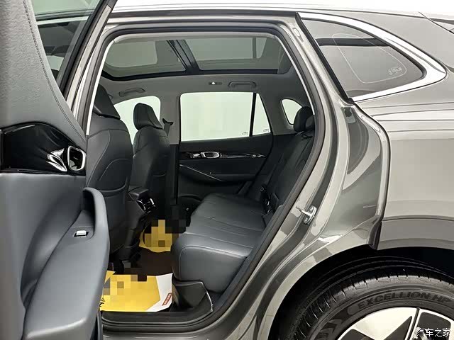 Geely Galaxy E5, 2025 13