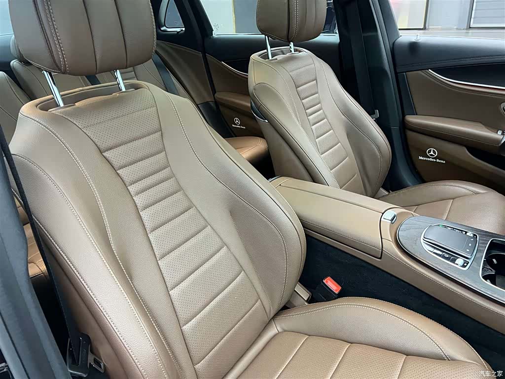 Mercedes-Benz E-Class, 2020 27