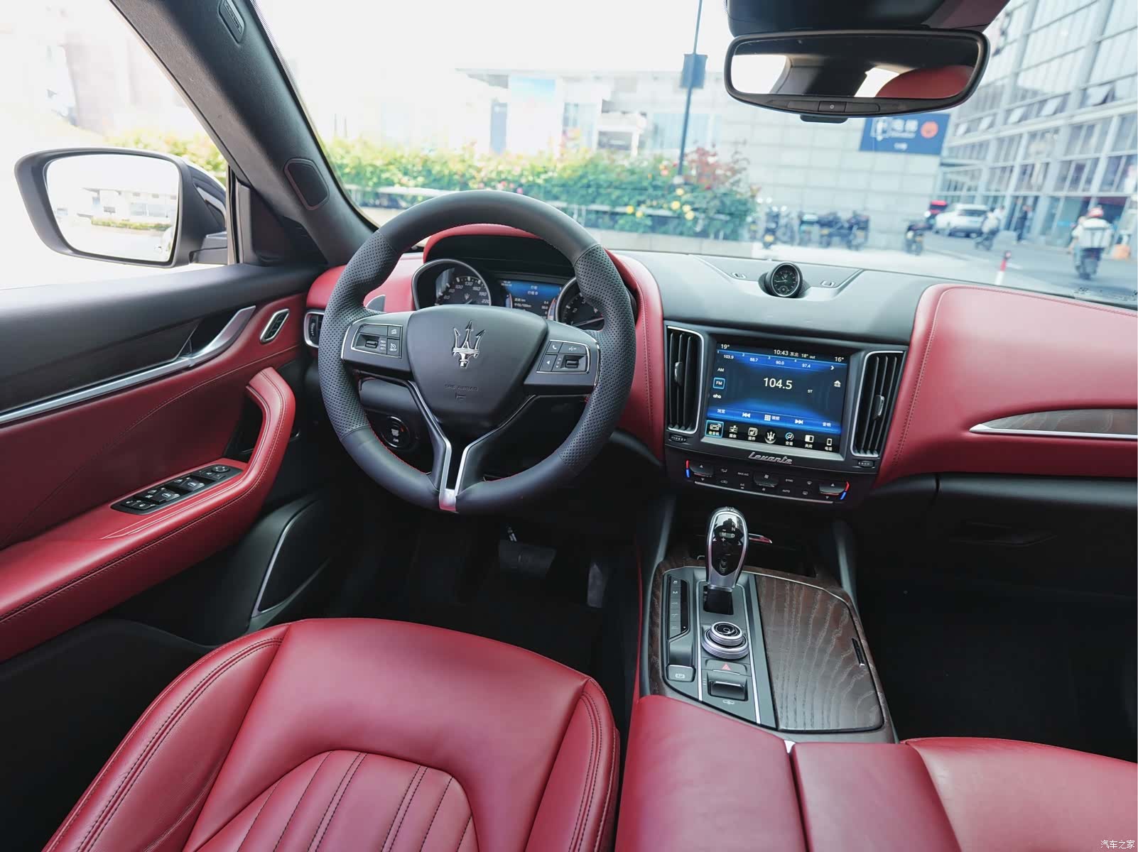 Maserati Levante, 2018 10