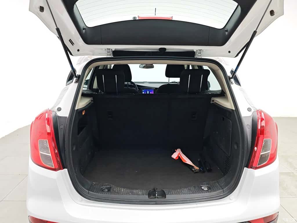 Buick Encore, 2017 16
