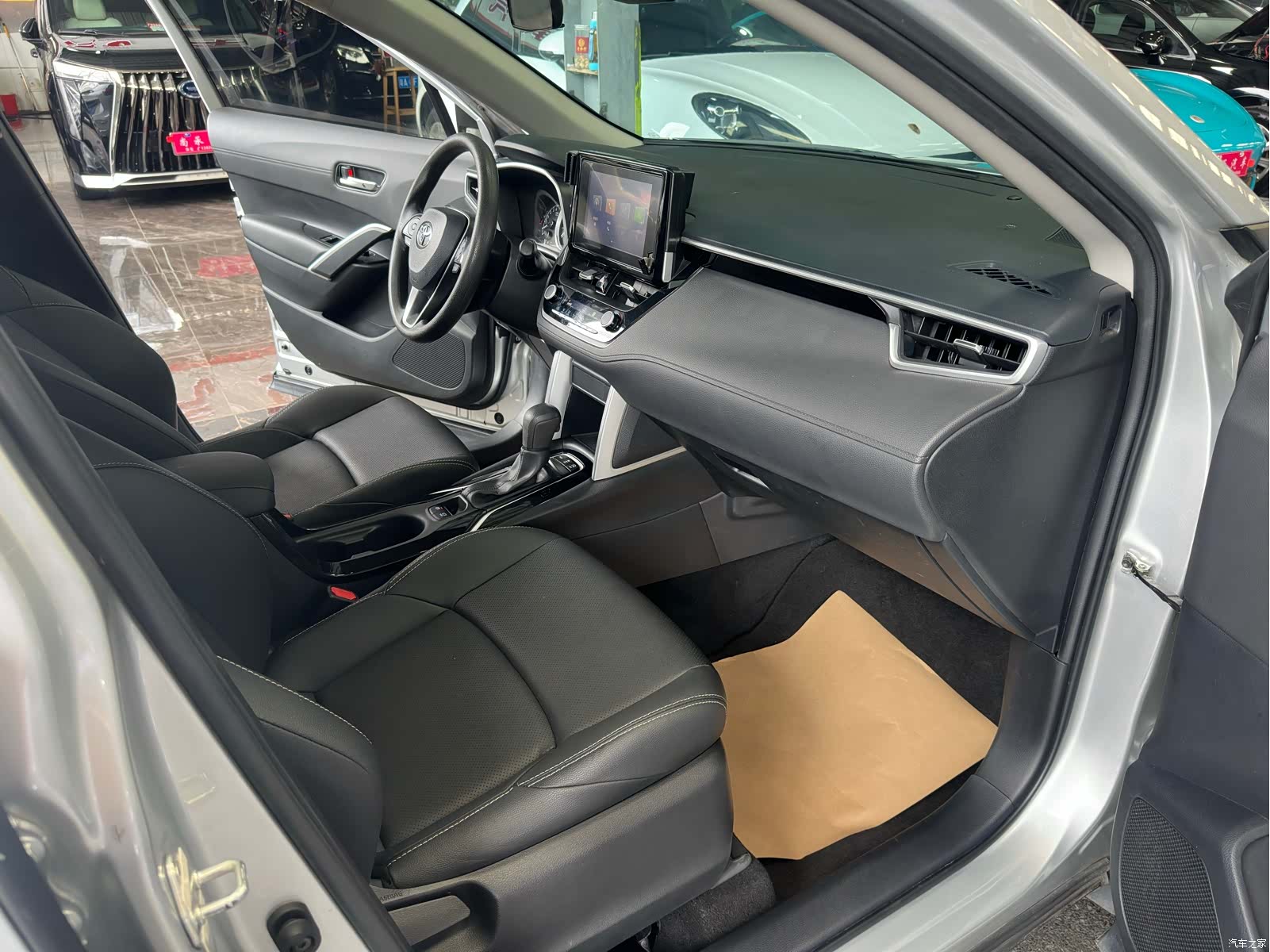 Toyota Frontlander, 2022 17