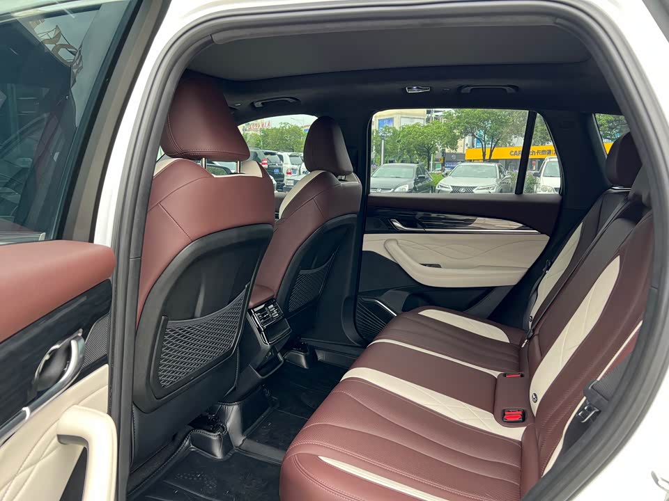 Geely Monjaro