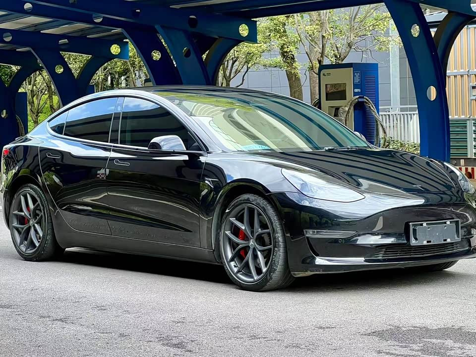 Tesla Model 3 Tesla Model 3