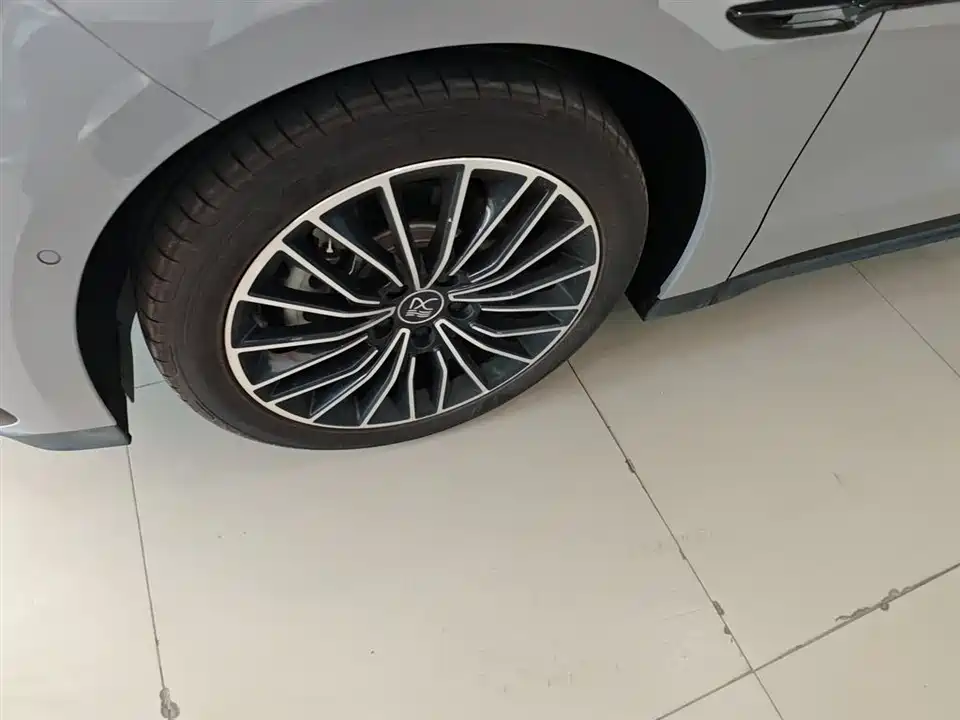 BYD Han