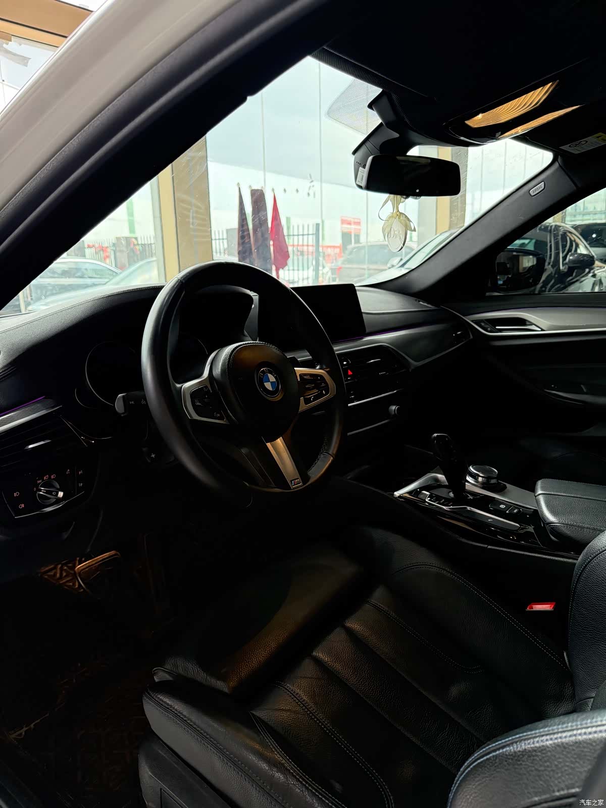 BMW 5 Series, 2018 все фото