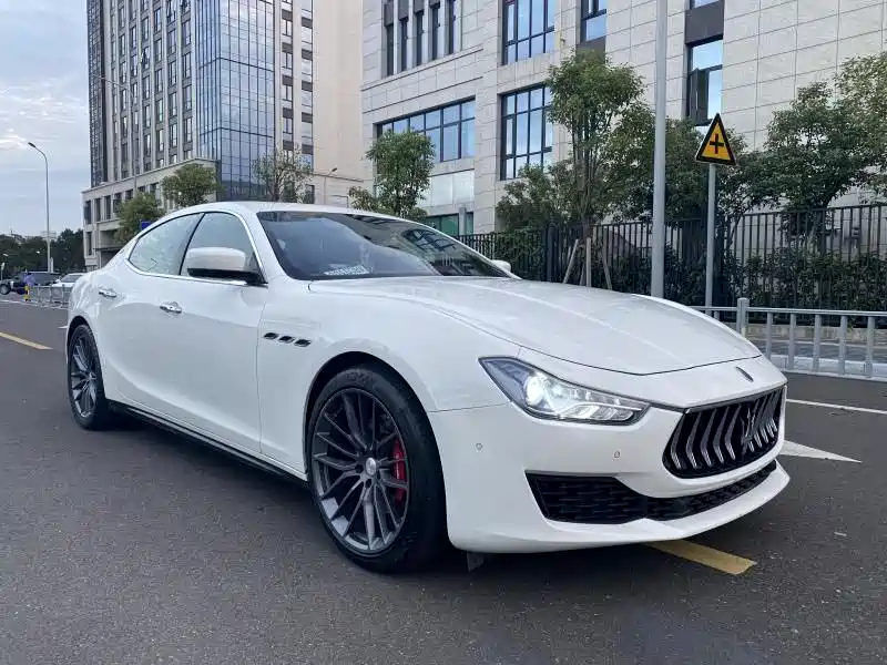 Maserati Ghibli