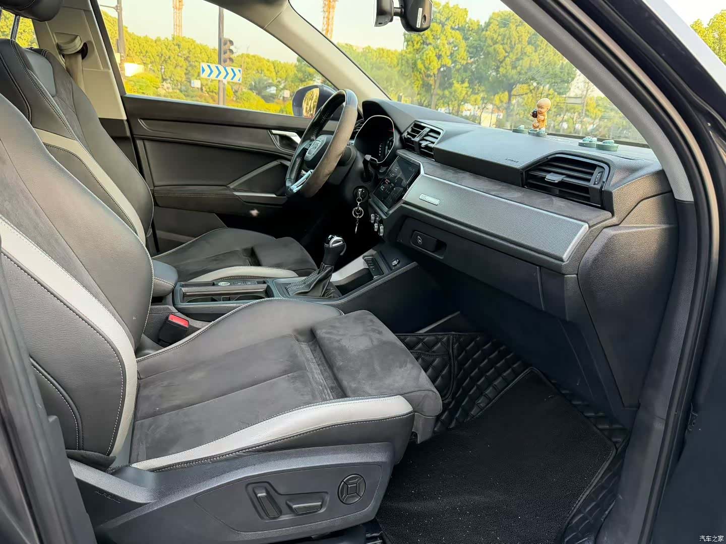 Audi Q3, 2022 9