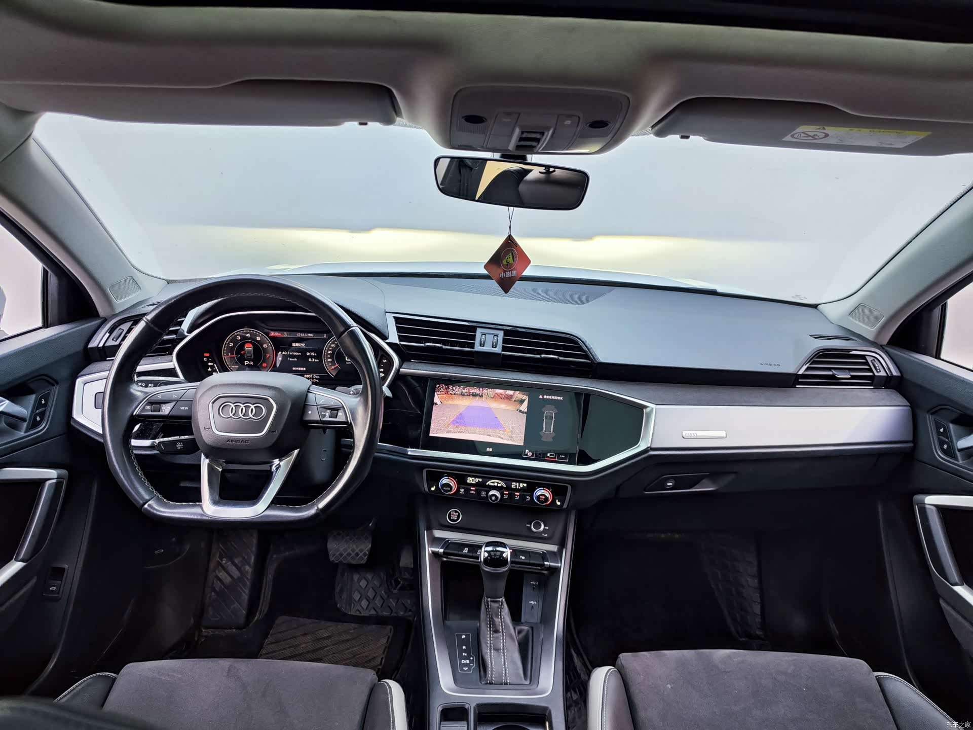 Audi Q3, 2022 14