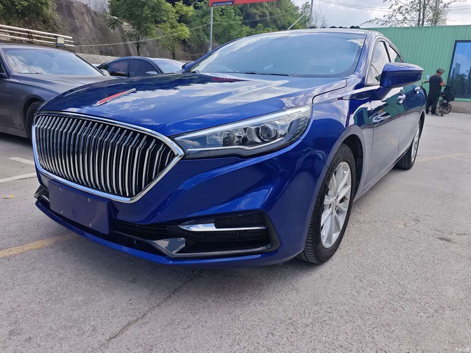 Hongqi H5, 2018 11