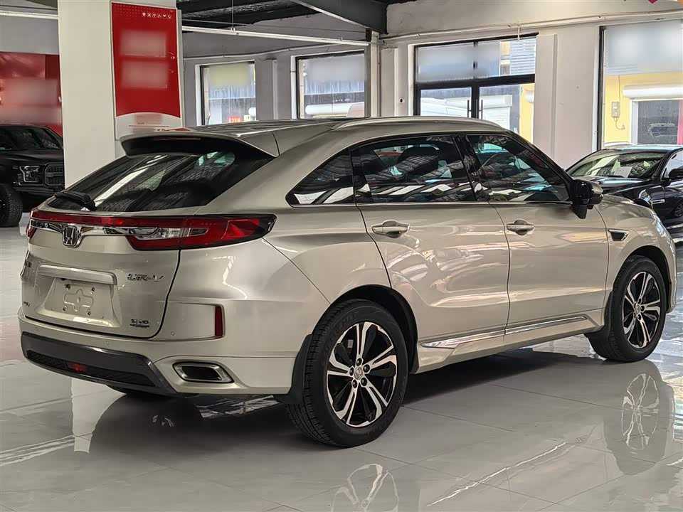 Honda UR-V Honda UR-V