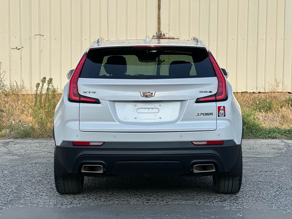 Cadillac XT4