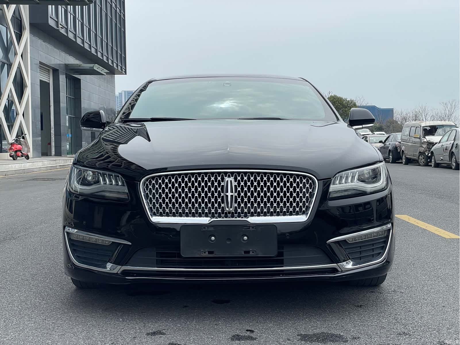 Lincoln MKZ, 2016 2
