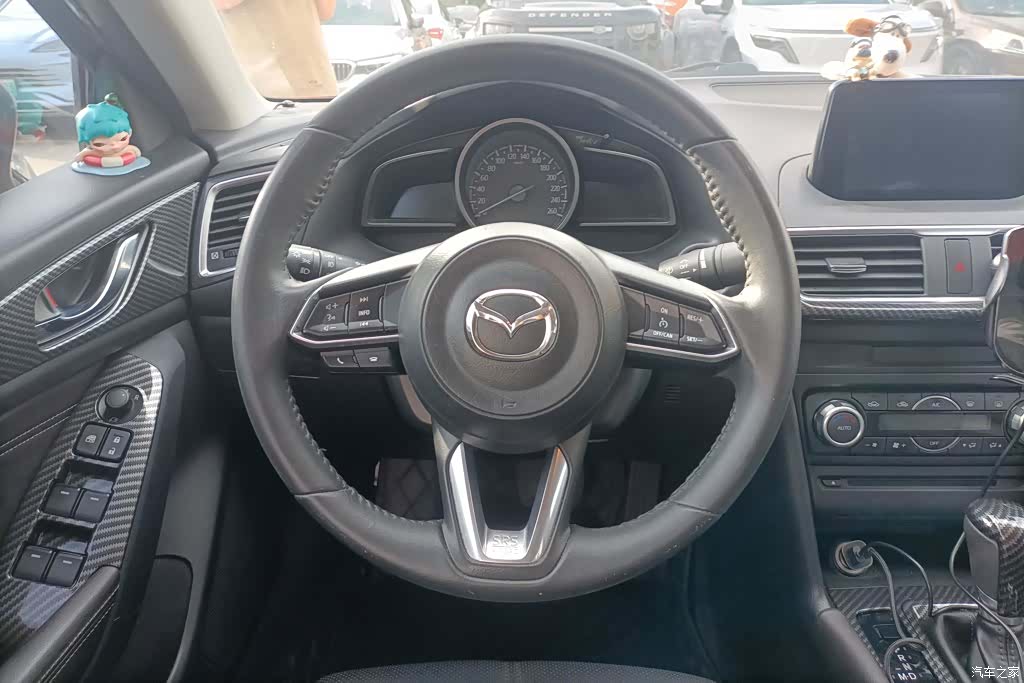 Mazda Mazda3, 2018 15