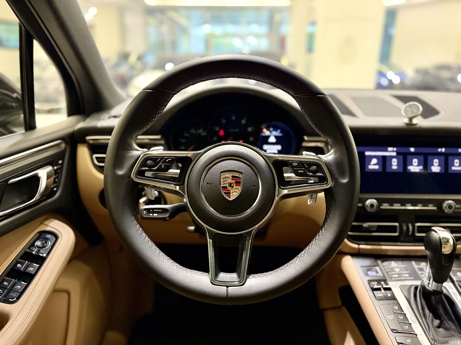 Porsche Macan, 2019 10