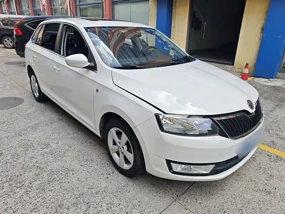 Skoda Xindong