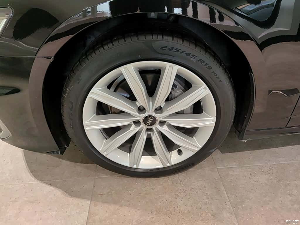 Audi A6L, 2022 25