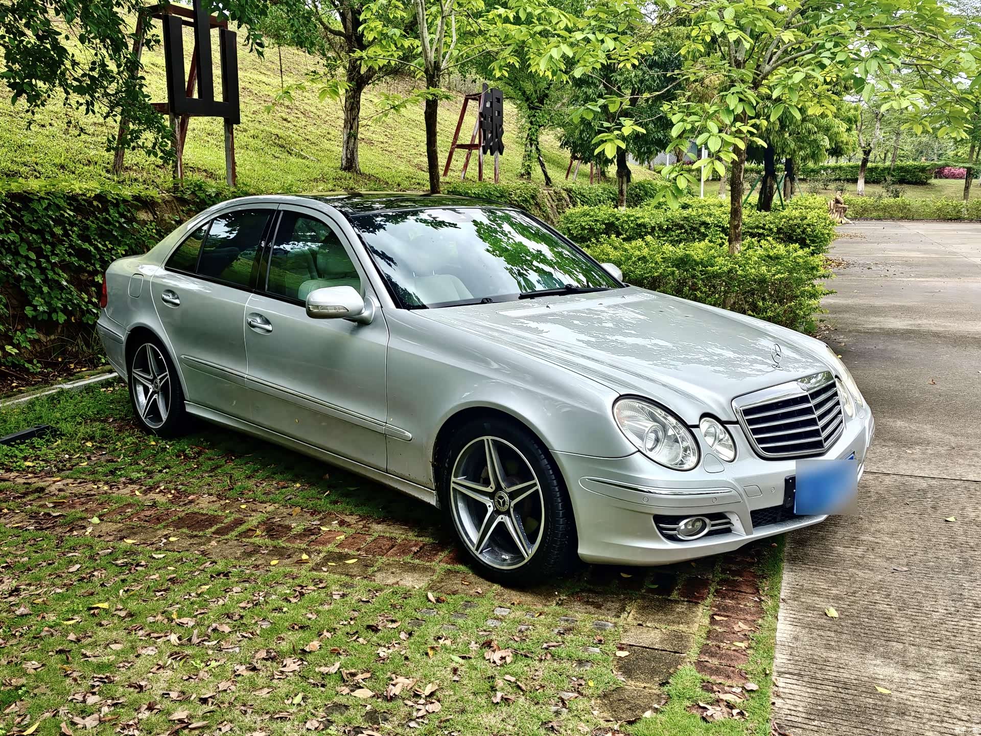 Mercedes-Benz E-Class, 2008 3