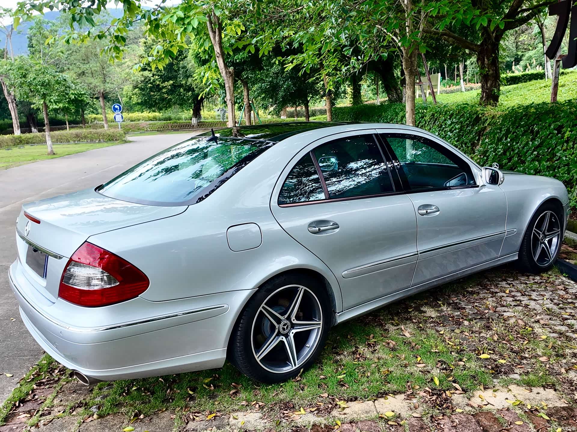 Mercedes-Benz E-Class, 2008 21