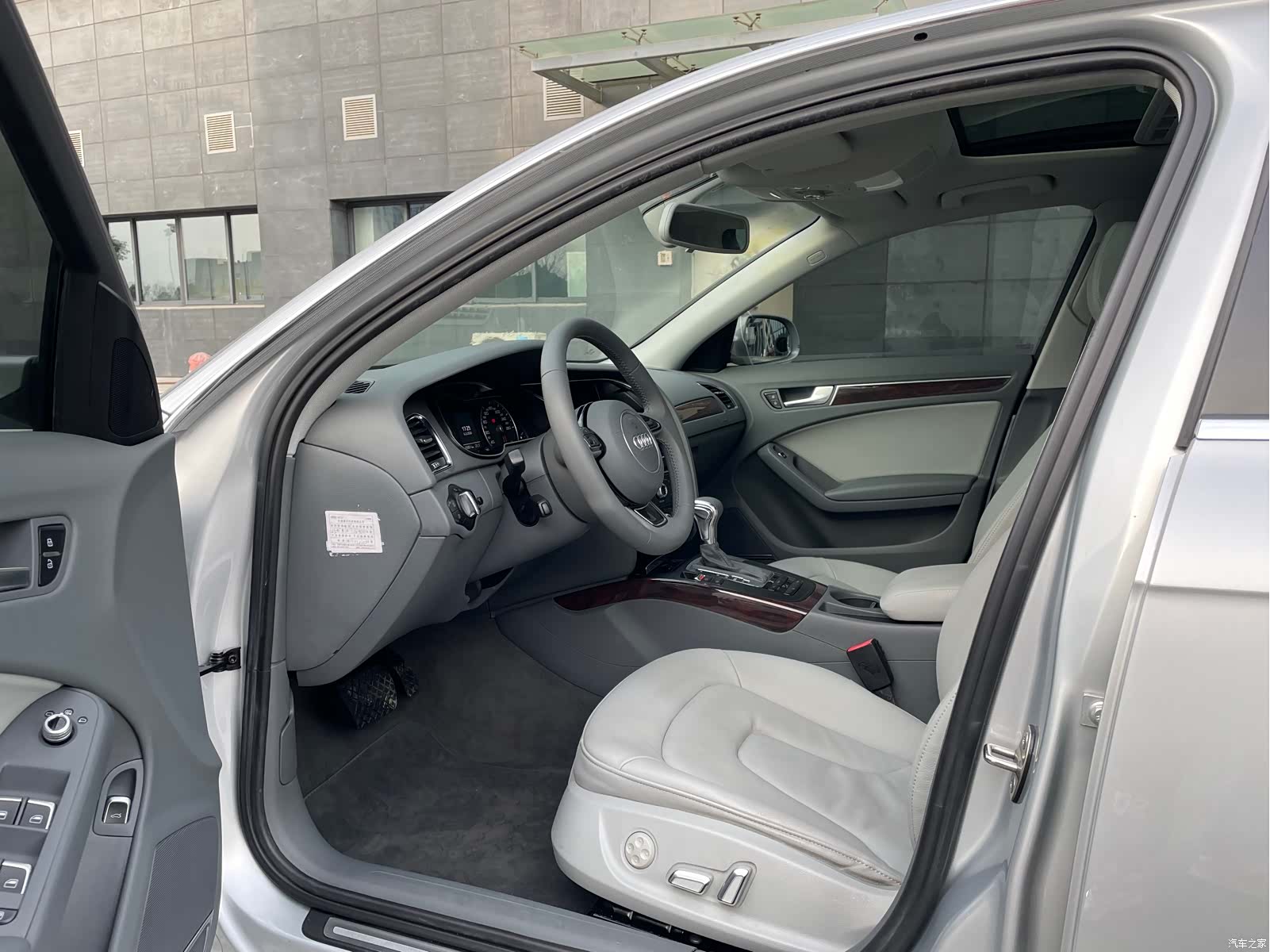 Audi A4L, 2014 6