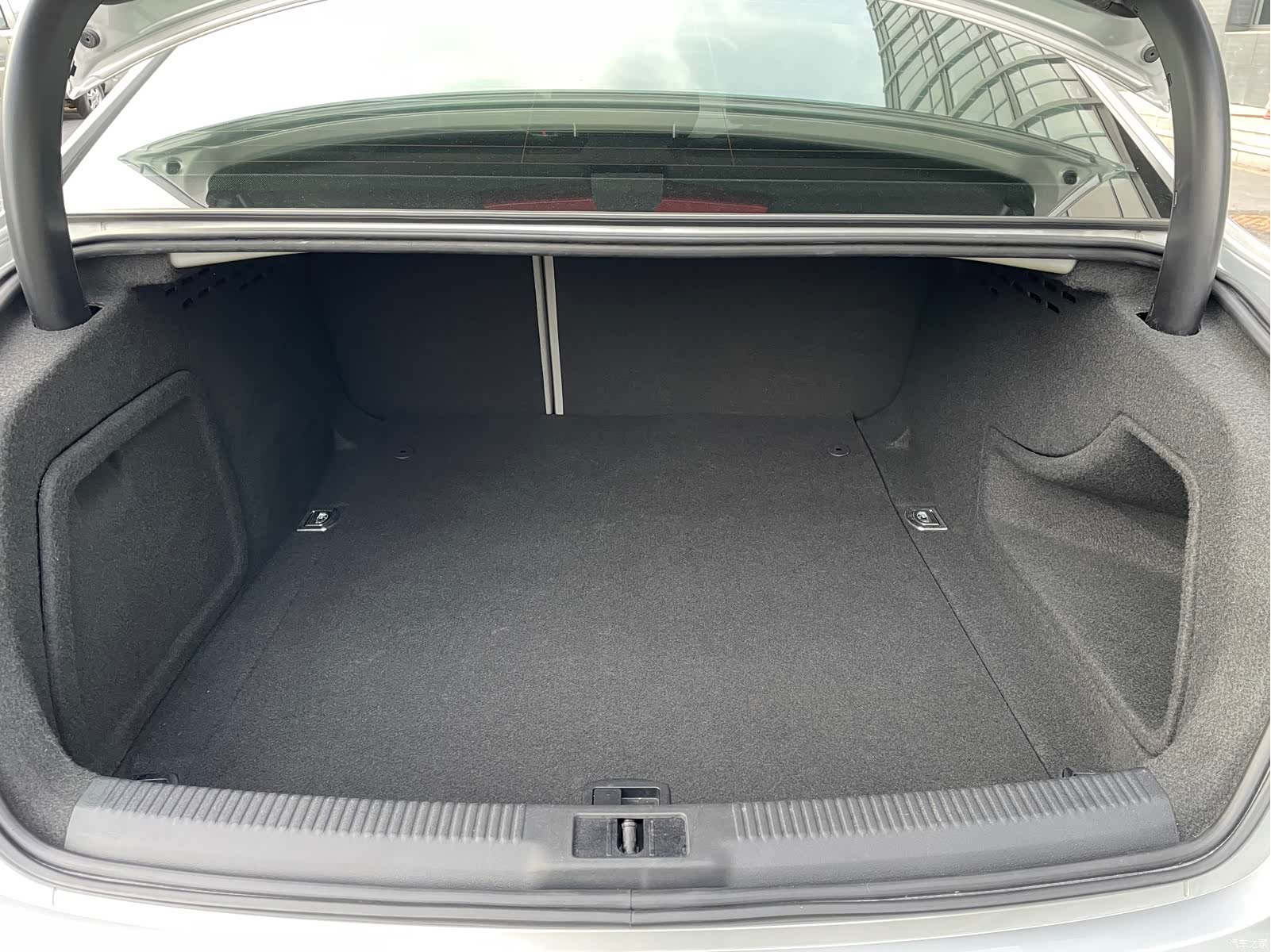 Audi A4L, 2014 12