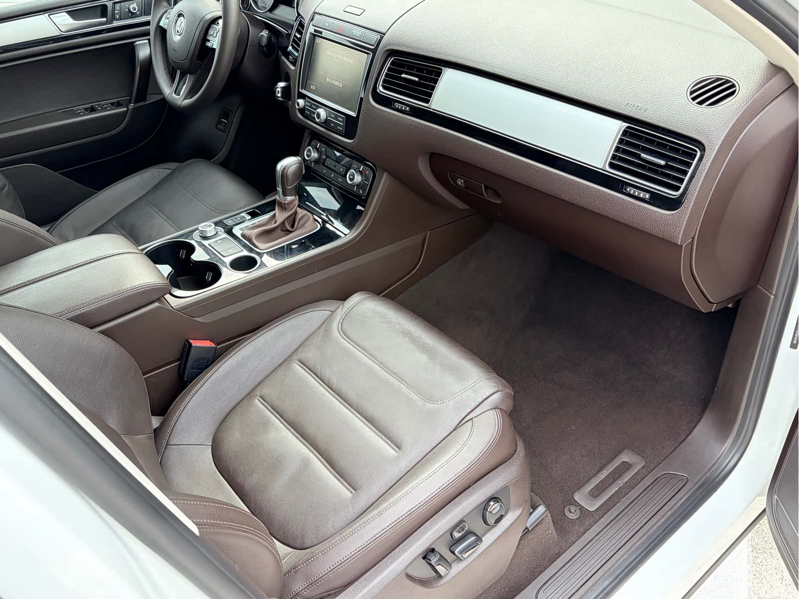 Volkswagen Touareg, 2016 13