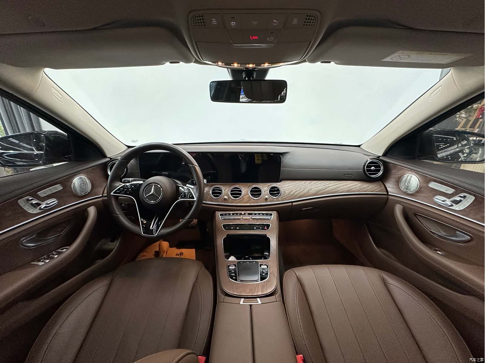 Mercedes-Benz E-Class, 2023 6